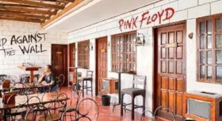 Harleys Pub and Hotel - 8