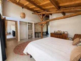 Belle maison en pierre coeur du Quercy, 4 ch et 4 sdb - 4