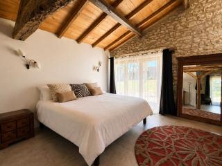 Belle maison en pierre coeur du Quercy, 4 ch et 4 sdb - 5
