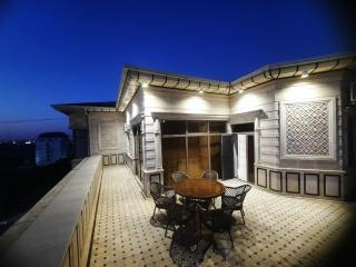 Penthouse with terrace panoramic near old city - 0