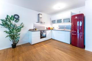 Lit Living: Luxus - Box Spring - Parking - Terrace - 3