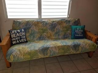 Charming 3-Bedroom House Steps from Luquillo Beach - 8