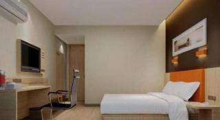 7 Days Inn Guangzhou Zhongshan 1st Overpass Branch - 1