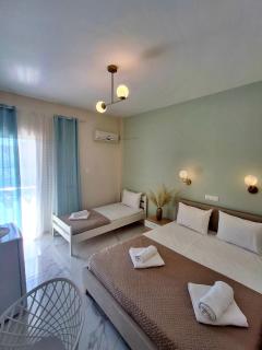 Foteini Rooms - 3