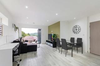 CR2-Gated Apartment with Secure Parking-Ideal for Contractors - 5