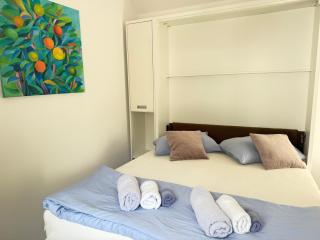 Villa Ella - swimming pool, garden, baby friendly - 7