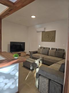 Highview Private Villa by Oceanaxe Holidays - 2