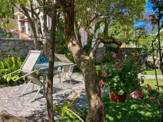 Alonaki House - 8