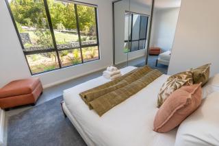 The Valley Lodge - 1