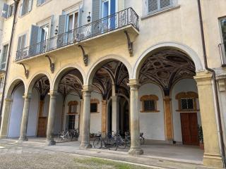 Luxury frescoed apartment in the center - 0