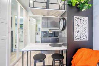 Modern Private Studio - Gold Coast - 9