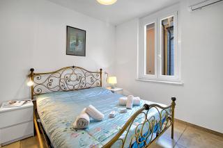 Paolo & Elisa - Sea Front Apartments - 4