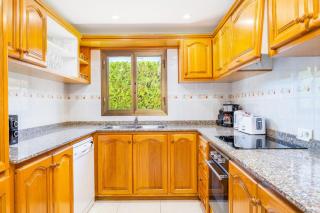 Llenaire Gran Beach House - 4