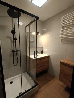 Piotrków Trybunalski Modern Apartment by BookingHost - 4