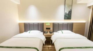 GreenTree Inn Zhumadian Xincai County Yueliang Bay Hotel. - 3