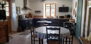 Maison conviviale avec terrasse à Lévigny - 5