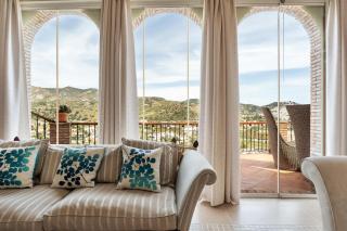 Dream Stay! 15 Guests, Big Pool with Heating Option at Extra Cost, Sea view! - 2