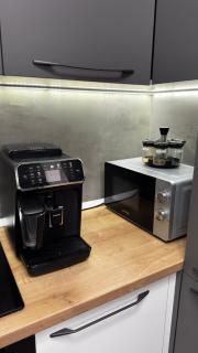 Cozy Sunrise Suite - Chisinau Center City View - HERMES - Chişinău - 3