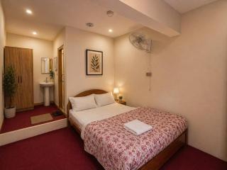HOTEL HIGHLANDER INN SKARDu - 9