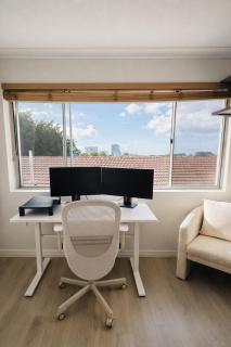 Cozy and Central 1 Bedroom Apartment Brisbane - 2