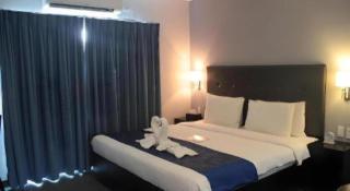 Sun Plaza Subic Hotel - 4