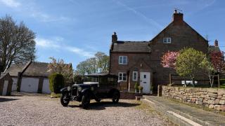 Beautiful 3 Bed Near Alton Towers, Polar Bears, Peak District - 7