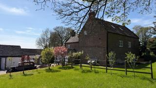 Beautiful 3 Bed Near Alton Towers, Polar Bears, Peak District - 3