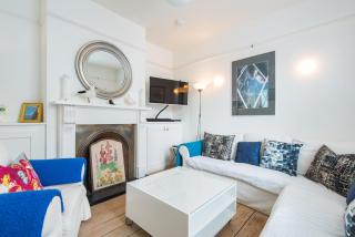 Captains Cottage - 2