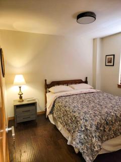 Urban Living - 2 Bed and 1 Bath - 6