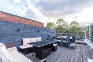 Enjoy the sun with a private rooftop 2Br2Ba - 1