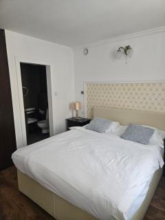 Regal Residence MK - 1