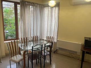 Family Comfort 3BR 2Bath Apartment City Center - 7