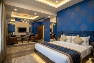 Banana Tree Hotel & Banquets At Sahibabad - 1