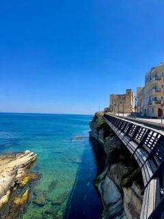 Seaview Apartments in St Pauls Bay by Pin It Suites - 1