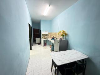 Bakawali Aenis Homestay Titi Gantung - 3