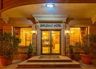 Diplomat Hotel Baku - 4