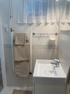 Quiet 2-Bedroom Apartment Close to Prague Center for 6 - 4