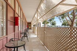 Your Own Pub near Murray - Sleeps 21 - Torrumbarry - 6