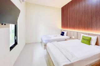 Urbanview Hotel MD Residence - 2