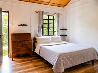 Cozy Kalimpong Studio stay With Breakfast by Homeyhuts - 6