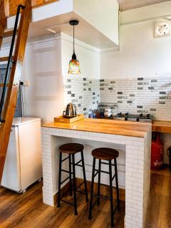 Cozy Kalimpong Studio stay With Breakfast by Homeyhuts - 3