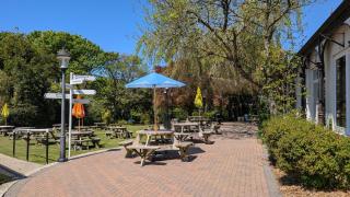 10 Strawberry Hill, Tolroy Manor - 1