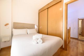 PRA10 - Piso de 2 dormitorios con balcón y 2 baños, en el centro de Madrid - Alquiler temporal - 4