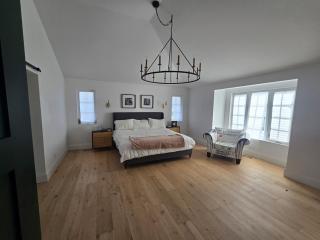 Luxary Villa w Pool, Sauna, Hot Tub - Sleeps 12 - 3