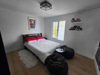 Luxary Villa w Pool, Sauna, Hot Tub - Sleeps 12 - 2