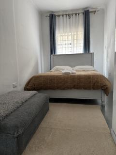 Platinum House - 6