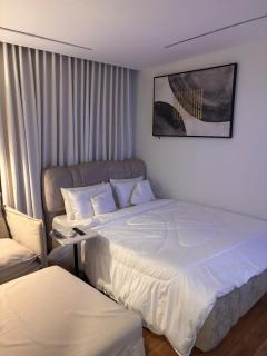 Luxury studio with private rooftop, private parking, Al-Masayef neighborhood, self-check-in - 3