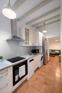 Burgos Suites By Glodeko Homes - 4
