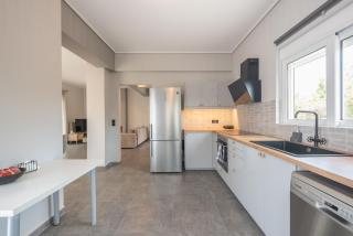 Anavyssos Azure Luxury Villa By Greece Apartments - 3