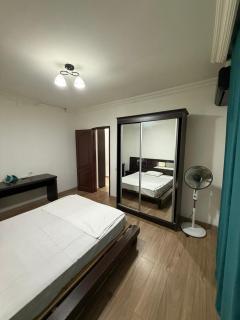 Emilia Hotel Batumi Old Town - Batumi - 2